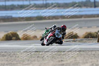 media/Nov-16-2025-Race Pace (Sun) [[8c5fa54630]]/Verified Riders/3-Turn 14 (1045am)/